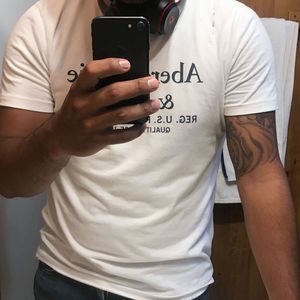 Meet your Posher, Eduardo